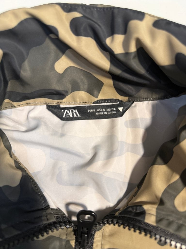 Zara Camouflage Windbreaker Jacket1