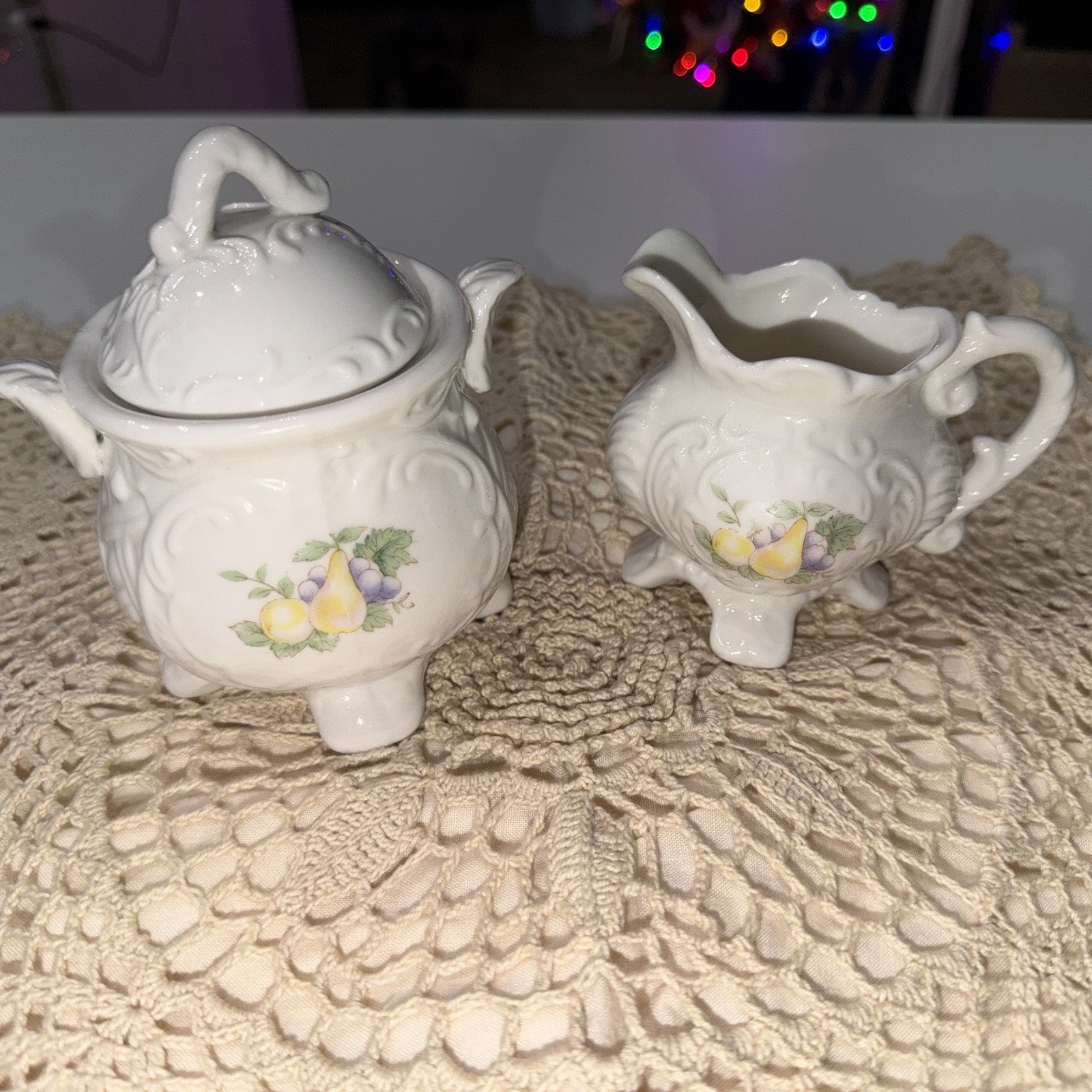A vintage style porcelain sugar bowl and creamer set, collectible teaware.0